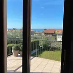 Luxury Adele Pool & Privat Whirlpool Готель Бардоліно