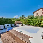 Luxury Adele Pool & Privat Whirlpool Бардоліно