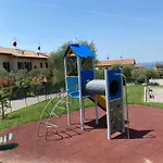 Luxury Adele Pool & Privat Whirlpool Готель Бардоліно