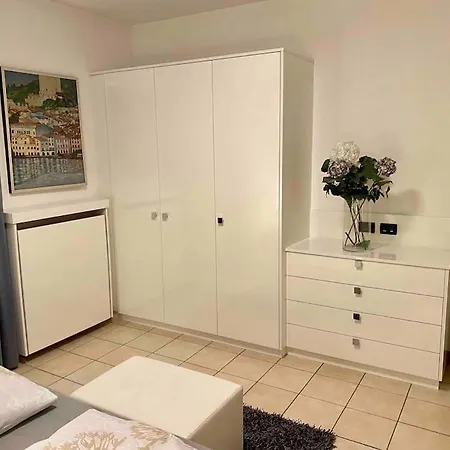 Luxury Adele Pool & Privat Whirlpool Hotel *