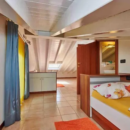 Luxury Adele Pool & Privat Whirlpool Hotell *