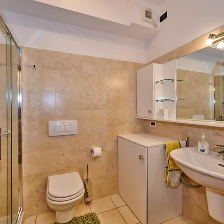 Hotell Luxury Adele Pool & Privat Whirlpool Bardolino