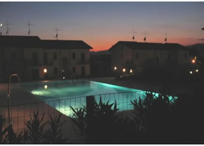 Luxury Adele Pool & Privat Whirlpool Μπαρντολίνο