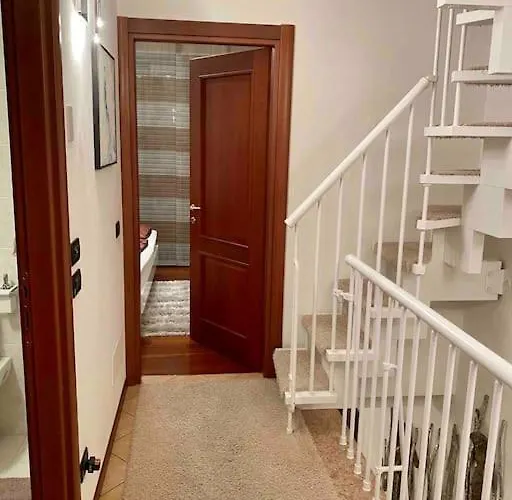 Luxury Adele Pool & Privat Whirlpool Μπαρντολίνο