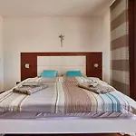 Luxury Adele Pool & Privat Whirlpool *