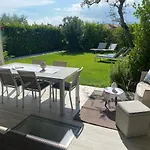 Luxury Adele Pool & Privat Whirlpool Hotel