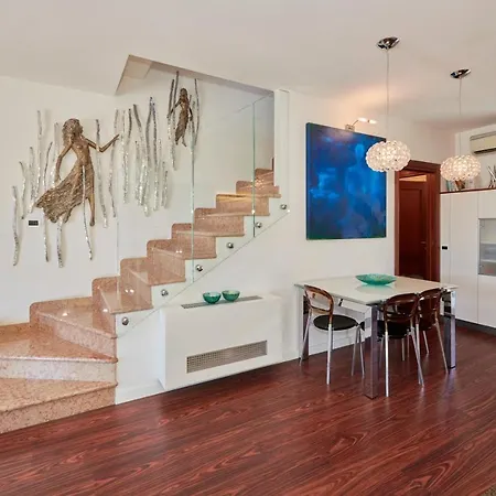 Luxury Adele Pool & Privat Whirlpool Hotel