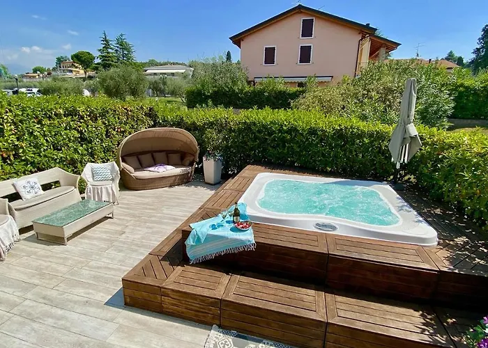 Luxury Adele Pool & Privat Whirlpool Hotel *