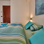 Luxury Adele Pool & Privat Whirlpool Szálloda