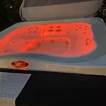 Szálloda Luxury Adele Pool & Privat Whirlpool Bardolino