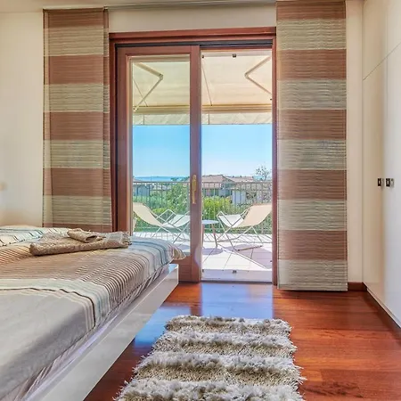 Luxury Adele Pool & Privat Whirlpool * ברדולינו