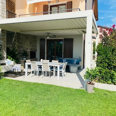 Szálloda Luxury Adele Pool & Privat Whirlpool Bardolino