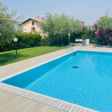 Luxury Adele Pool & Privat Whirlpool ברדולינו